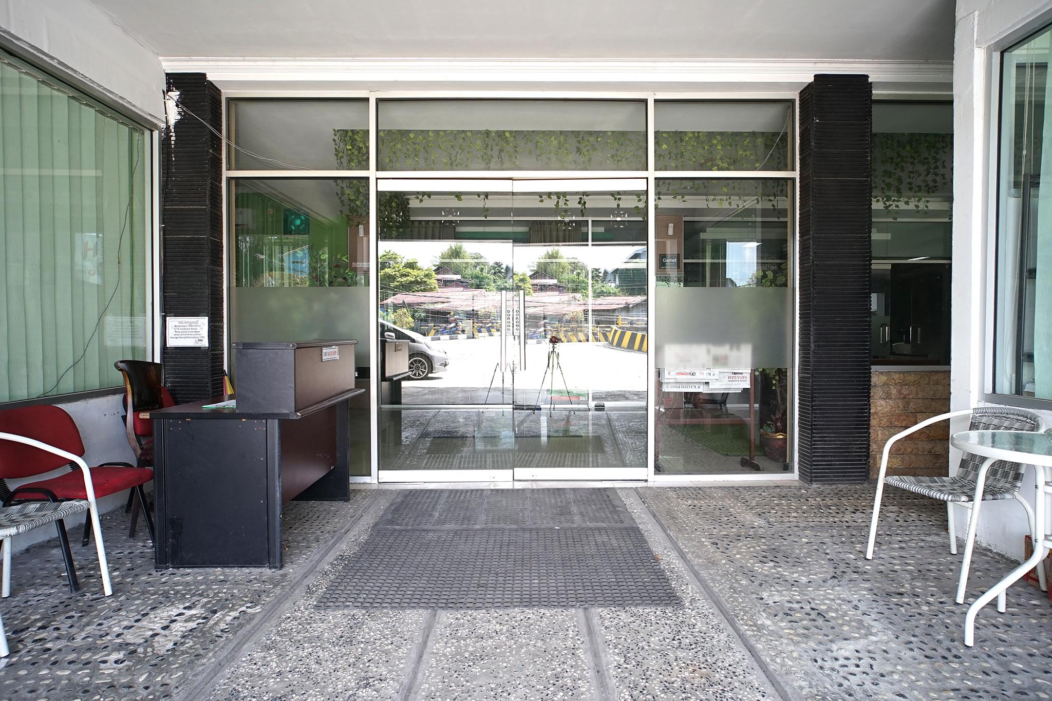 Capital O 2885 Hemra Hotel Balikpapan  Exterior foto