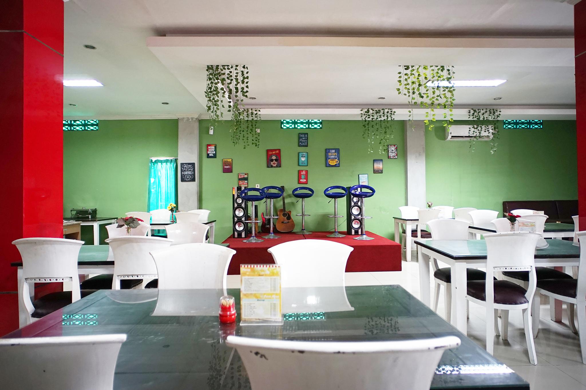 Capital O 2885 Hemra Hotel Balikpapan  Exterior foto