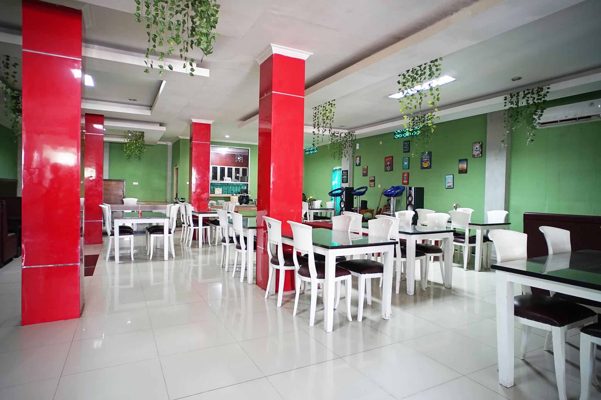 Capital O 2885 Hemra Hotel Balikpapan  Exterior foto